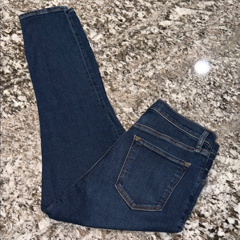 Abercrombie & Fitch - The Super Skinny Ankle High Rise - Dark Wash